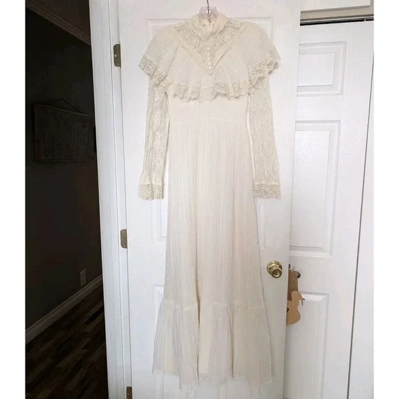 VTG 70s Prairie Maxi Dress Ivory Lace Victorian Revival S Boho Cottagecore Bride - Picture 2 of 16